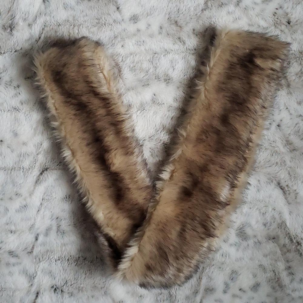 Faux Fur Infinty Scarf